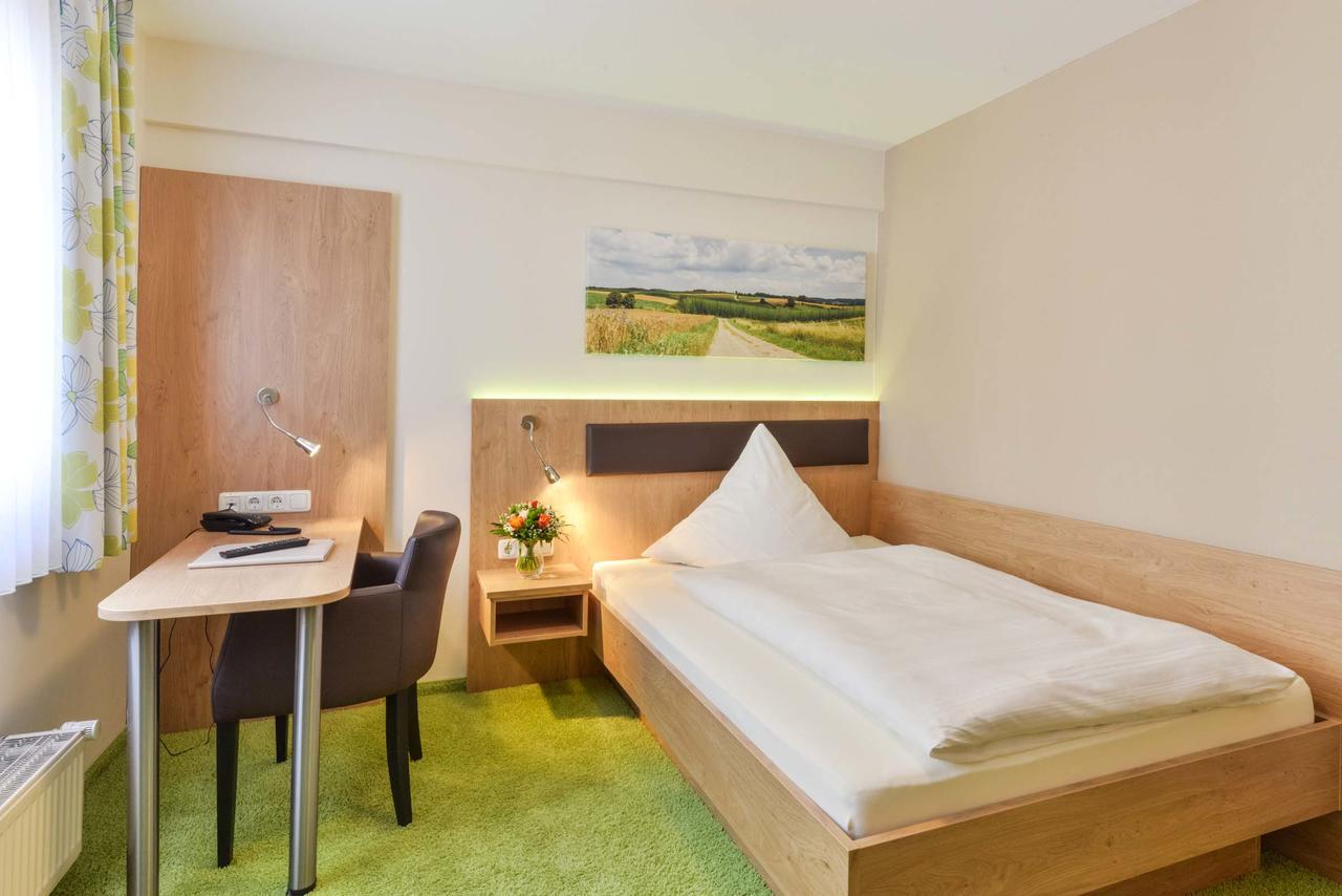 Hotel Sixt Rohr in Niederbayern Exterior foto